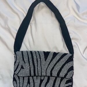 Beaded shoulder bag with zebra design